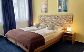 Hotel Stadt Hamburg Am Fluss Saarbruecken