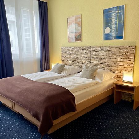 Hotel Stadt Hamburg Am Fluss Saarbrücken Eksteriør billede