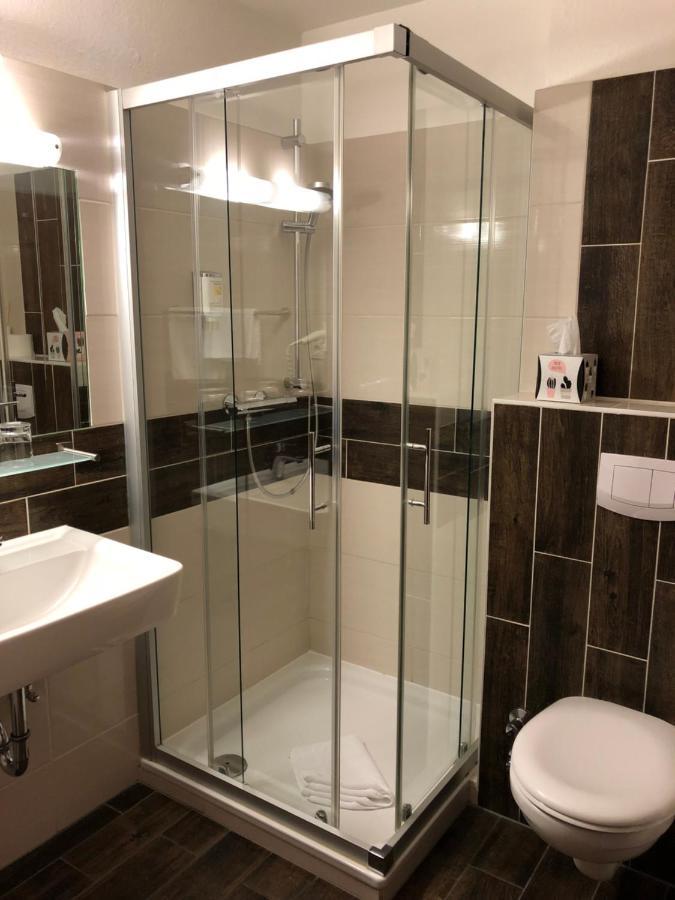 Hotel Stadt Hamburg Am Fluss Saarbrücken Eksteriør billede