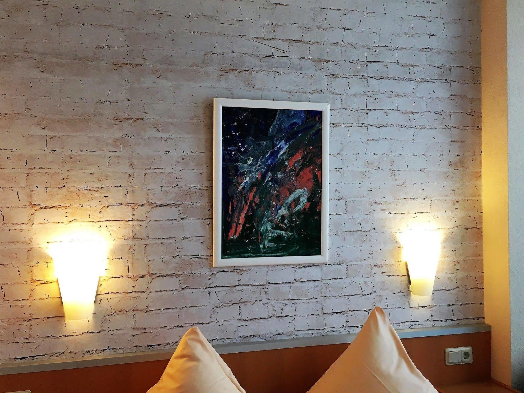 Hotel Stadt Hamburg Am Fluss Saarbrücken Eksteriør billede